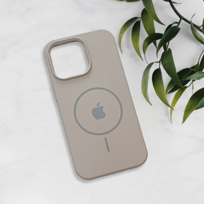 قاب سیلیکونی اورجینال طرح مگ سیف iPhone 16 Pro