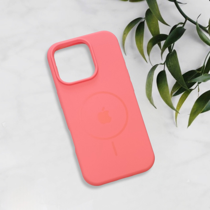 قاب سیلیکونی اورجینال طرح مگ سیف iPhone 16 Pro