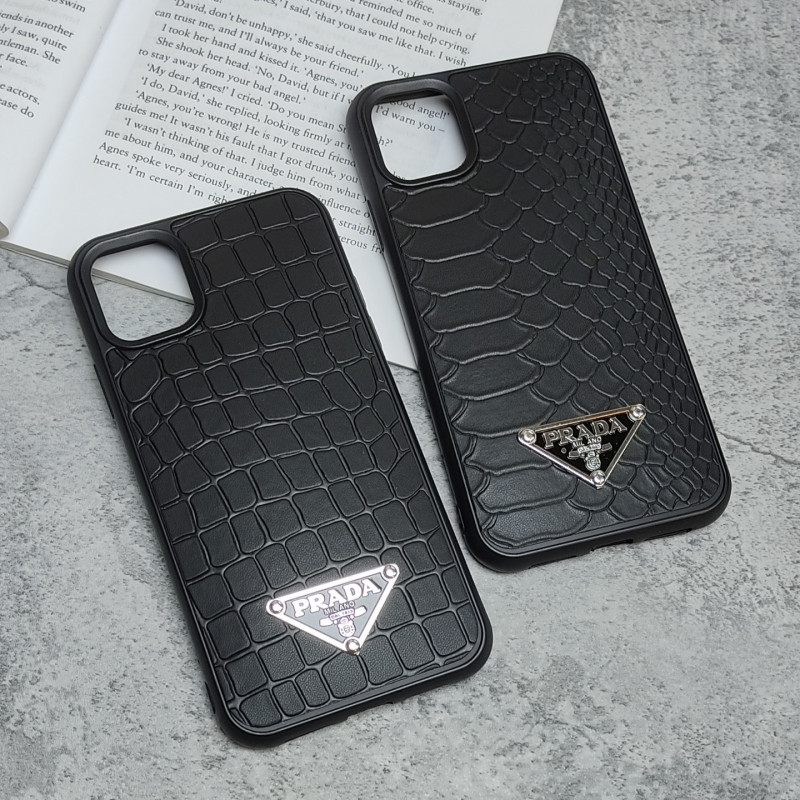 قاب چرمی ژله ای طرح دار مدل iphone 11