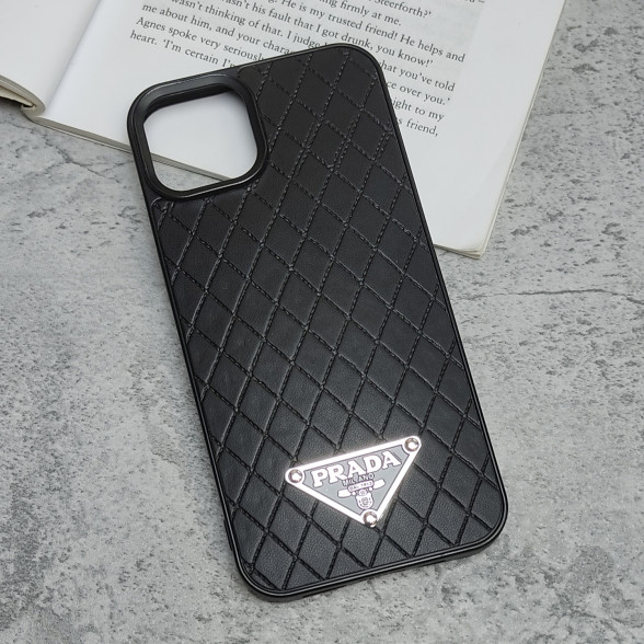 قاب چرمی ژله ای طرح دار مدل iphone 13 / 14