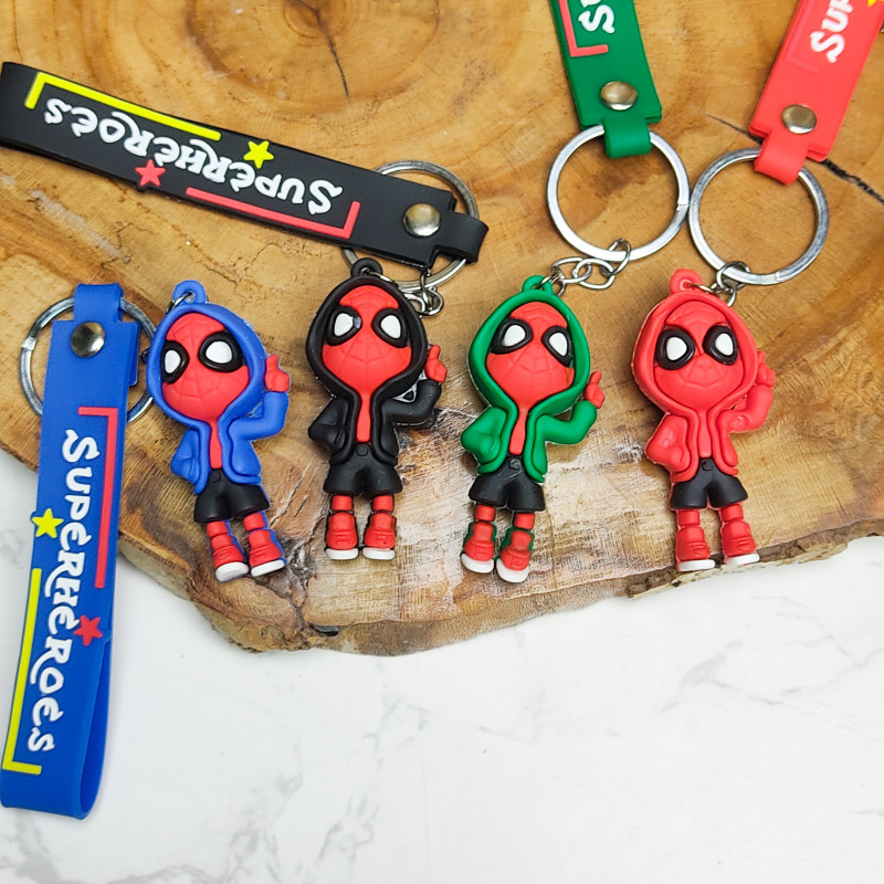 جاکلیدی سیلیکونی وارداتی طرح مرد عنکبوتی همراه با بند آویز