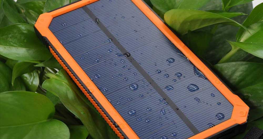 پاور بانک خورشیدی انرژی خورشیدی را به الکتریکی تبدیل میکند